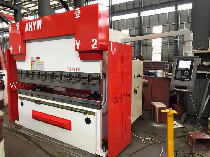 AHYW 3 Axis Small CNC Pressbrakes 8 فوت