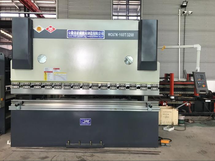 AHYW Yawei 2 Axis Brakepress 3M160T